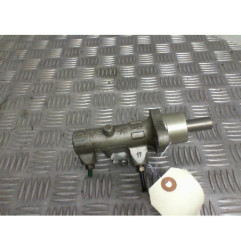 Maitre cylindre (freinage) RENAULT CLIO 3