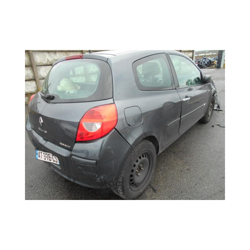 Maitre cylindre (freinage) RENAULT CLIO 3 Photo n°6