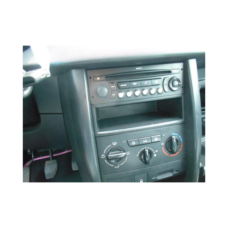 Poignee interieur avant droit PEUGEOT 207 Photo n°9