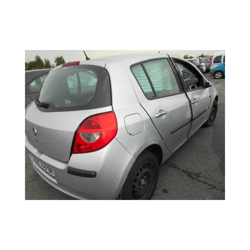 Maitre cylindre (freinage) RENAULT CLIO 3 Photo n°5