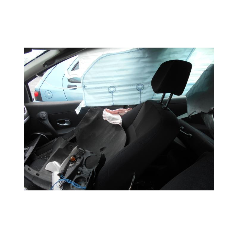 Maitre cylindre (freinage) RENAULT CLIO 3 Photo n°7