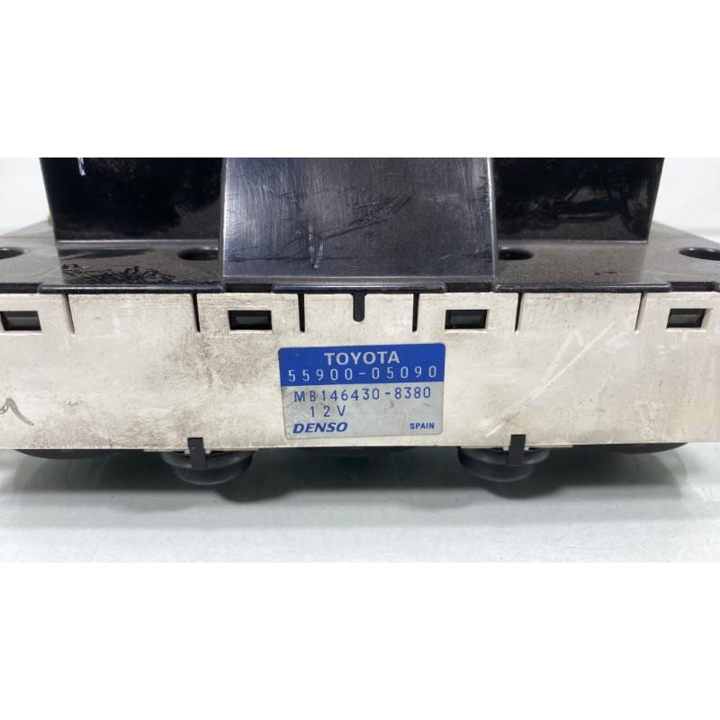 Commande chauffage TOYOTA AVENSIS 1 Photo n°2