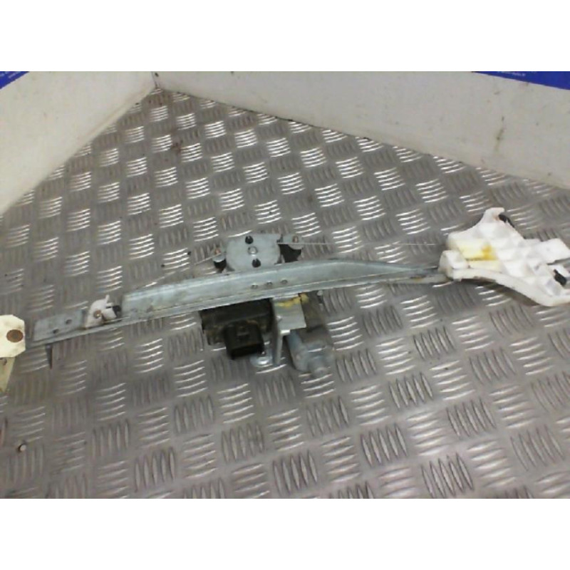 Leve vitre electrique arriere gauche FORD MONDEO 2 Photo n°1