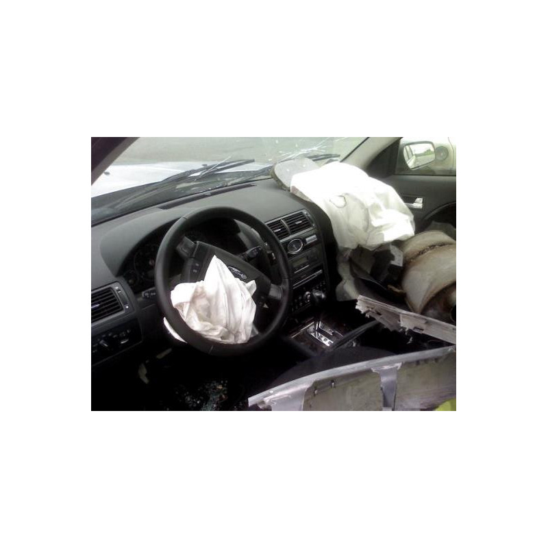 Leve vitre electrique arriere gauche FORD MONDEO 2 Photo n°8