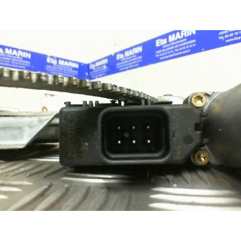 Leve vitre electrique avant droit OPEL ASTRA G Photo n°2