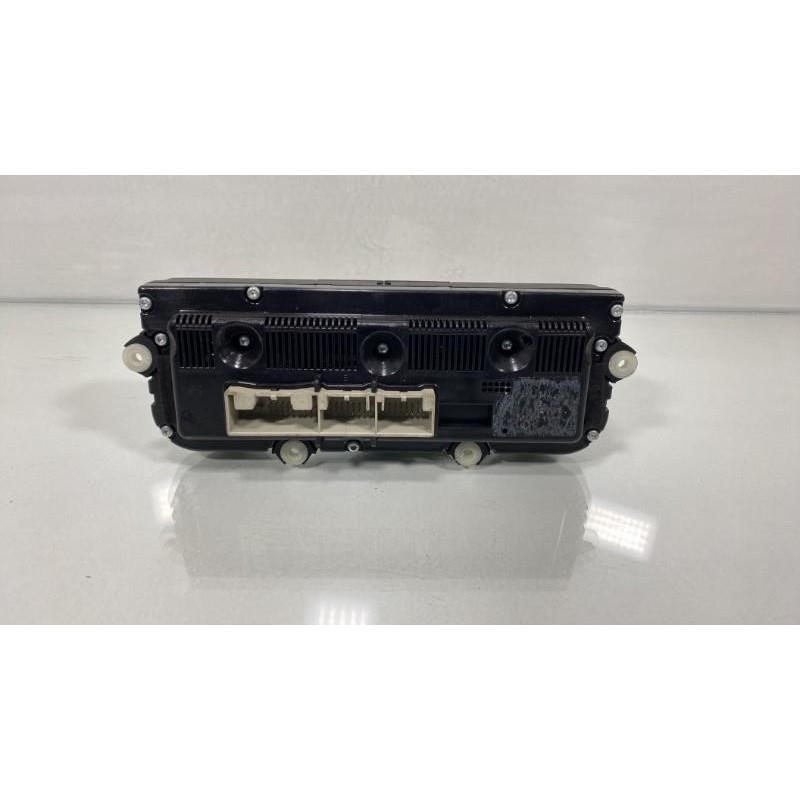Commande chauffage VOLKSWAGEN GOLF 5 Photo n°2