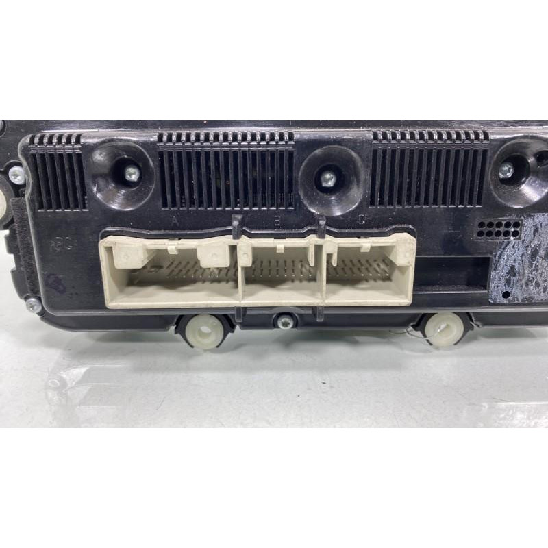 Commande chauffage VOLKSWAGEN GOLF 5 Photo n°3