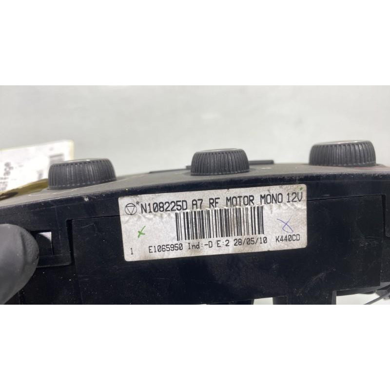 Commande chauffage PEUGEOT 207 Photo n°3