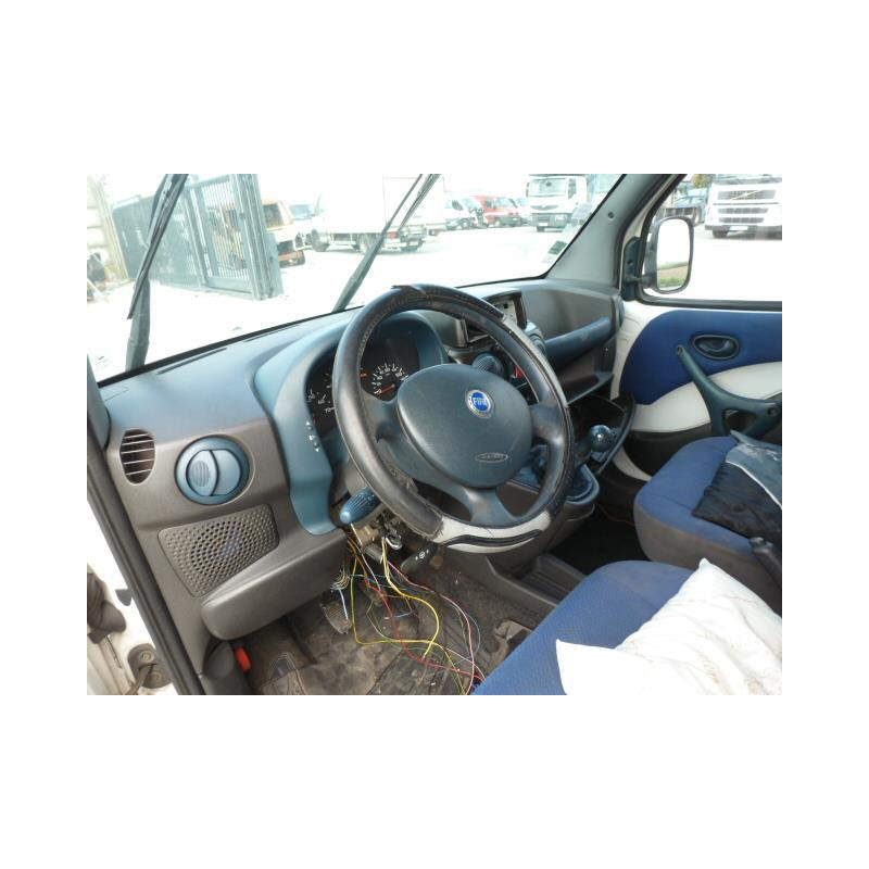 Porte avant droit FIAT DOBLO 1 Photo n°6
