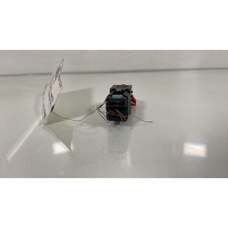 Bouton de warning VOLKSWAGEN TOURAN 1 Photo n°3