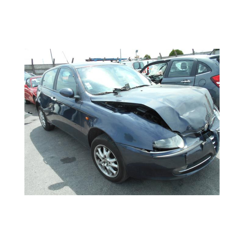 Pare choc arriere ALFA ROMEO 147 Photo n°4