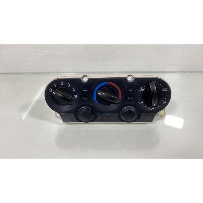 Commande chauffage FORD FIESTA 5 Photo n°1