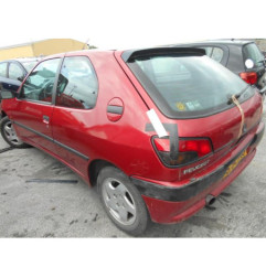 Bras essuie glace avant droit PEUGEOT 306