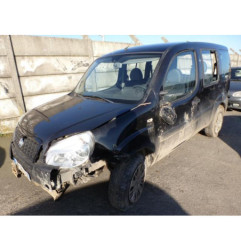 Poignee porte avant gauche FIAT DOBLO 1