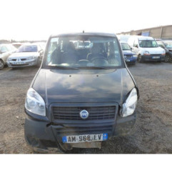 Poignee porte avant gauche FIAT DOBLO 1