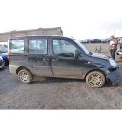 Poignee porte avant gauche FIAT DOBLO 1
