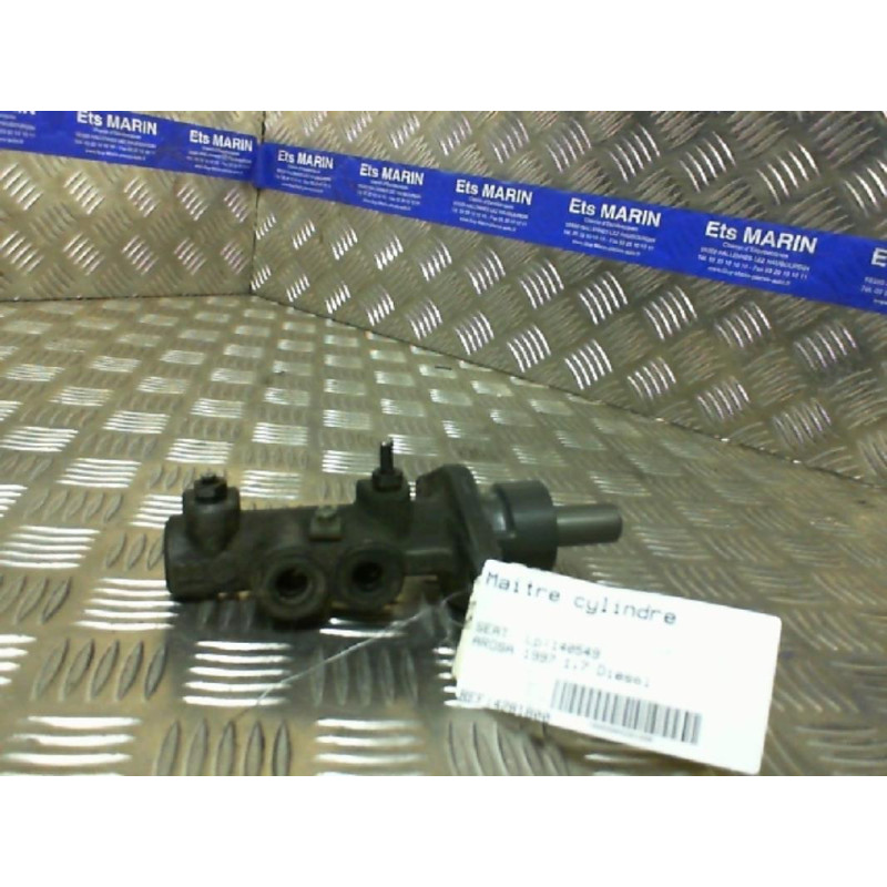 Maitre cylindre (freinage) SEAT AROSA Photo n°1