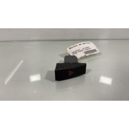 Bouton de warning CHEVROLET SPARK Photo n°1