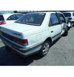 Malle/Hayon arriere PEUGEOT 405