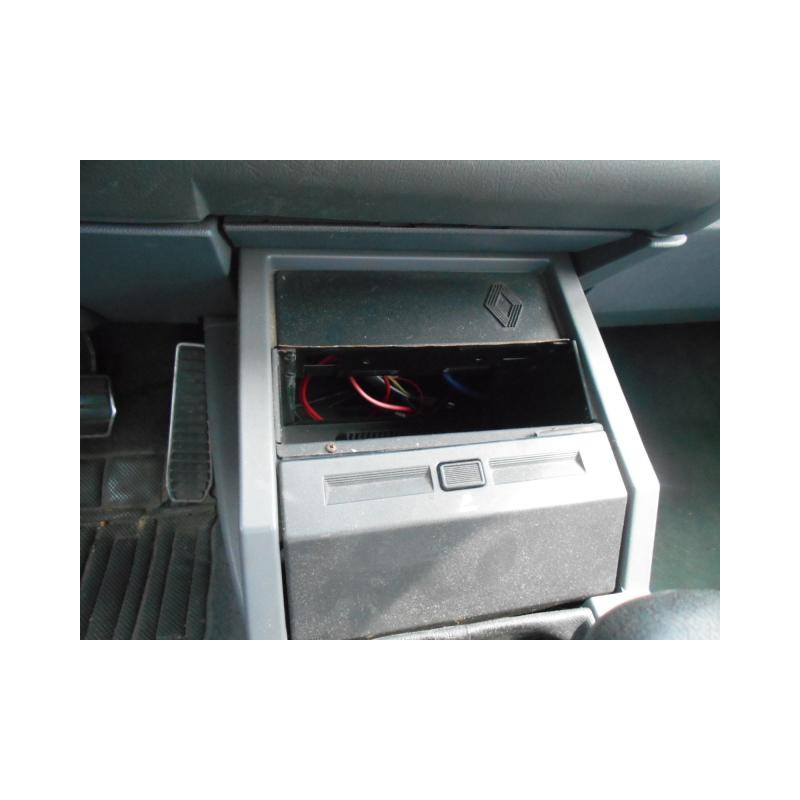 Porte avant droit RENAULT R25 Photo n°9