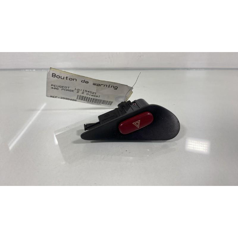 Bouton de warning PEUGEOT 406 Photo n°1