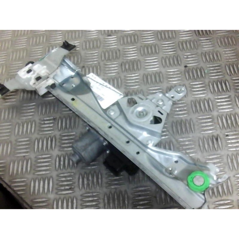 Leve vitre electrique arriere droit PEUGEOT 308 1 SW Photo n°1