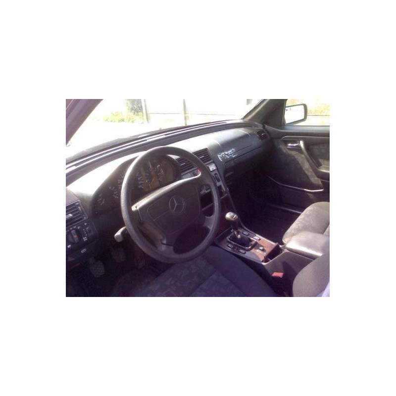 Leve vitre electrique arriere gauche MERCEDES CLASSE C 202 Photo n°7