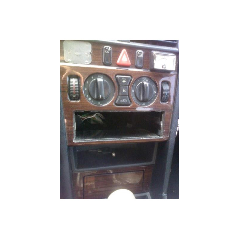 Leve vitre electrique arriere gauche MERCEDES CLASSE C 202 Photo n°8