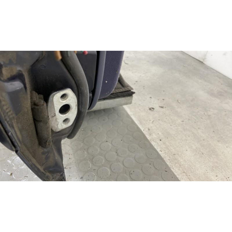 Porte avant droit MERCEDES CLASSE C 202 Photo n°6