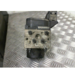 Bloc ABS (freins anti-blocage) MERCEDES CLASSE E 210