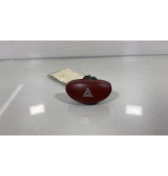 Bouton de warning PEUGEOT 206 Photo n°1
