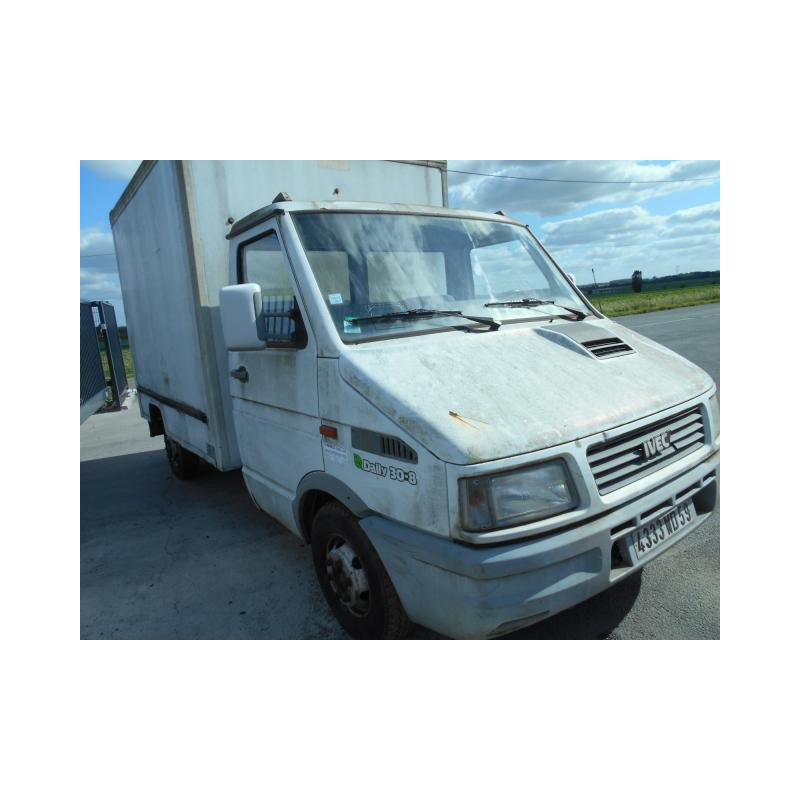 Optique avant principal gauche (feux)(phare) IVECO DAILY 2 Photo n°7