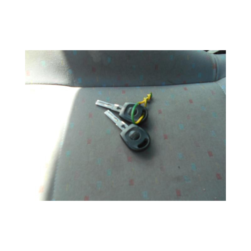 Face avant SEAT AROSA Photo n°8
