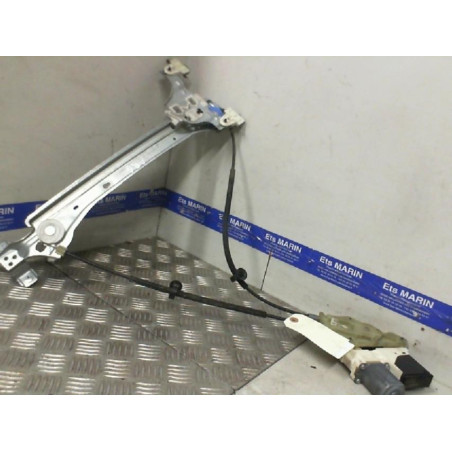 Leve vitre electrique arriere gauche RENAULT MEGANE 3 Photo n°1