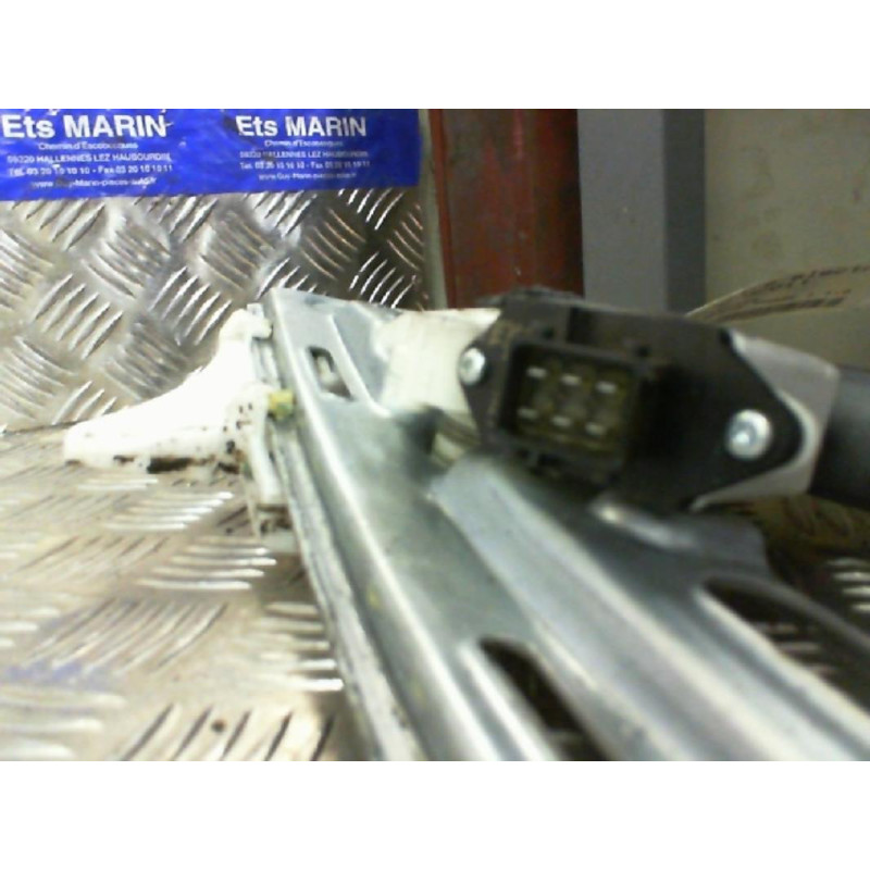 Leve vitre electrique arriere droit OPEL VECTRA C Photo n°2