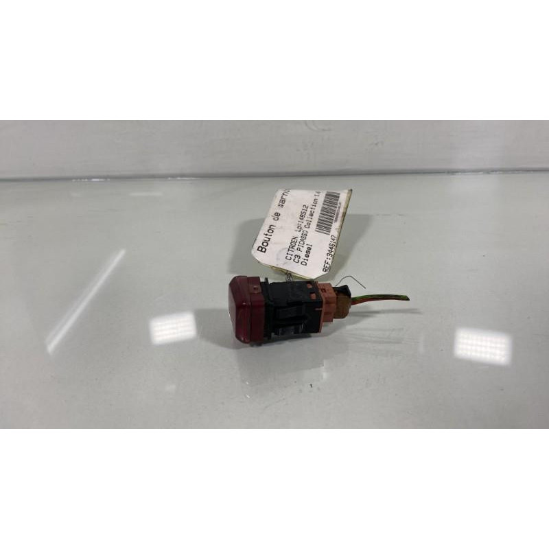 Bouton de warning CITROEN C3 PICASSO Photo n°2