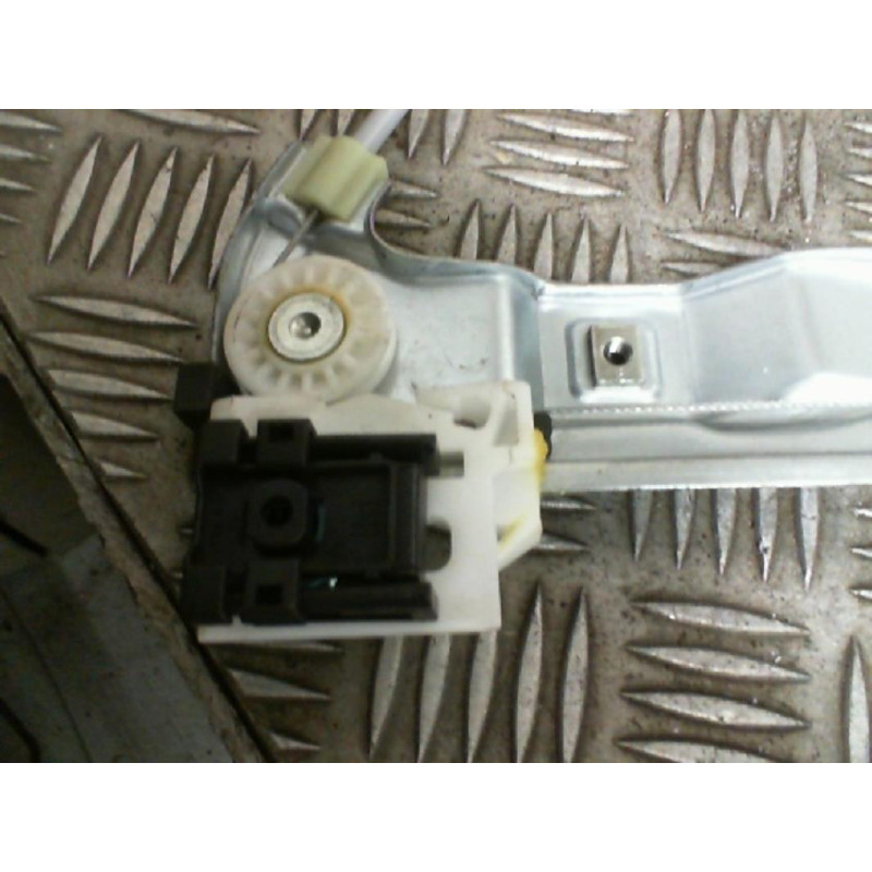 Leve vitre electrique avant droit CITROEN DS3 Photo n°2