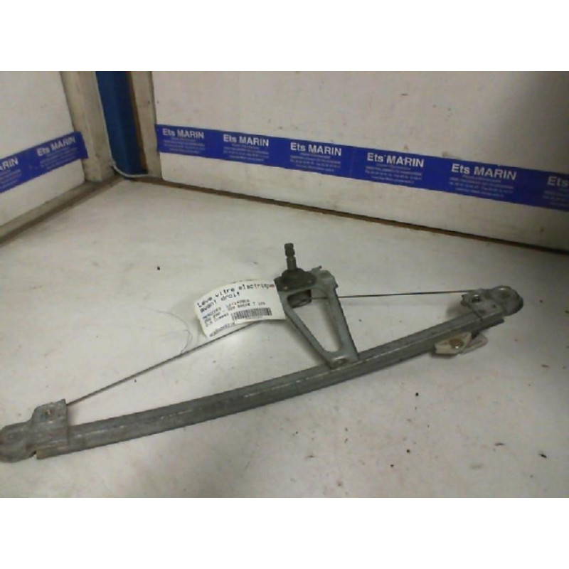 Leve vitre mecanique avant droit MERCEDES 250 T124 Photo n°1
