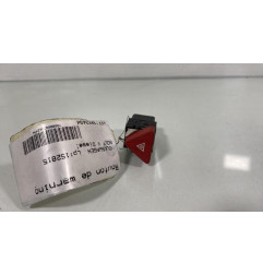 Bouton de warning VOLKSWAGEN GOLF PLUS Photo n°1