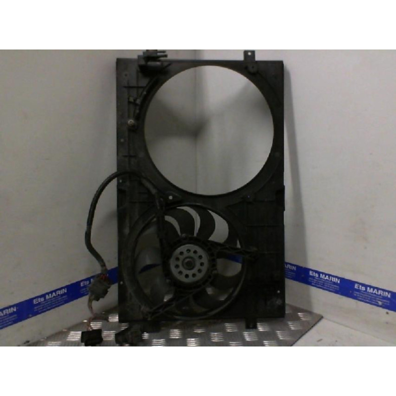 Moto ventilateur radiateur VOLKSWAGEN GOLF 4 Photo n°2