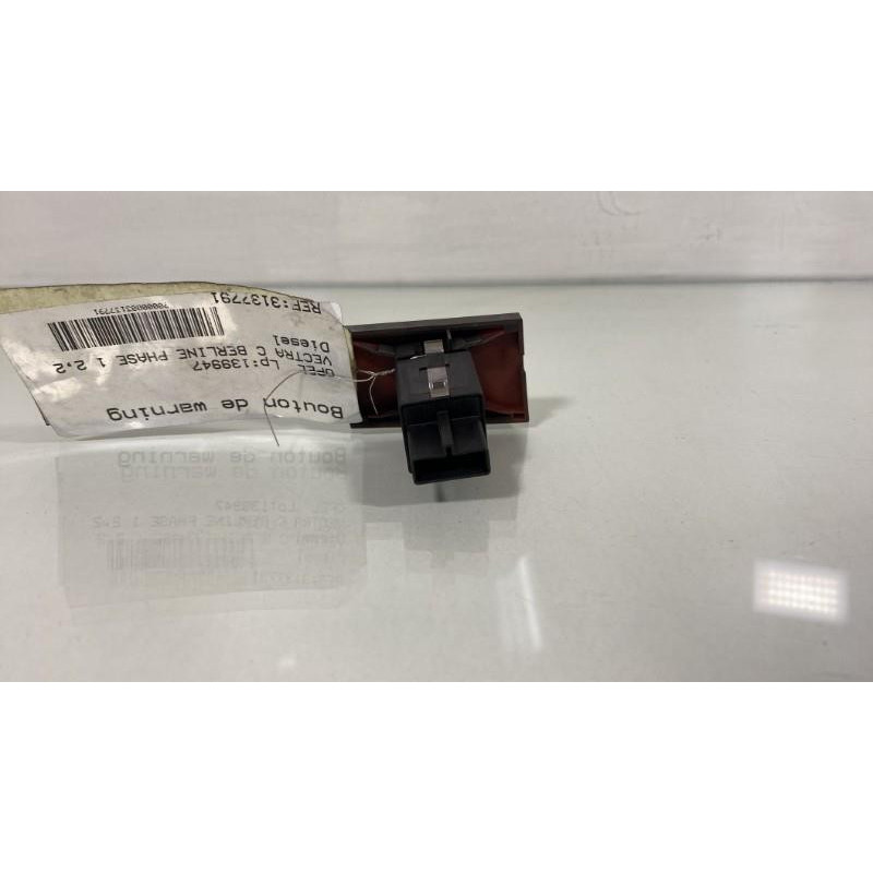 Bouton de warning OPEL VECTRA C Photo n°3