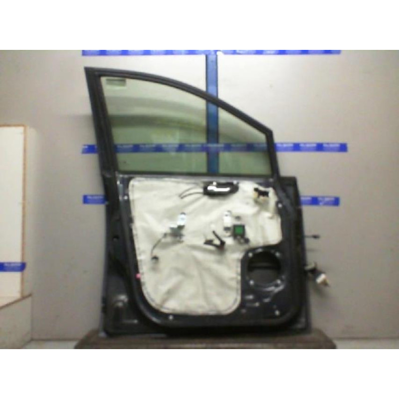Porte avant gauche SSANGYONG STAVIC Photo n°2