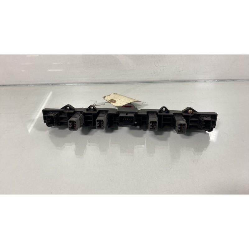 Bouton de warning SSANGYONG STAVIC Photo n°3