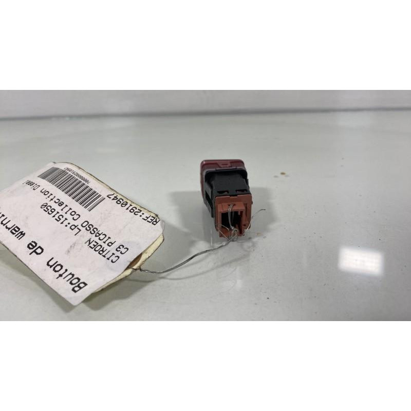 Bouton de warning CITROEN C3 PICASSO Photo n°3