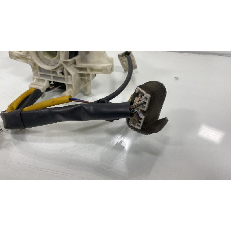 Contacteur tournant SSANGYONG STAVIC Photo n°3