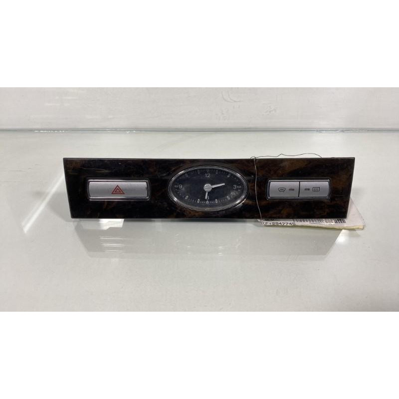 Bouton de warning FORD MONDEO 2 Photo n°1