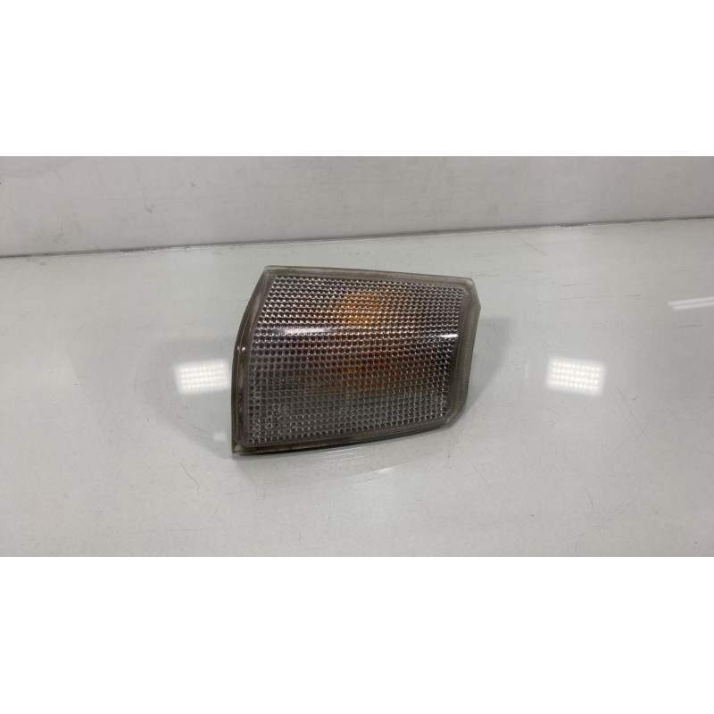 Optique avant secondaire droit (feux)(clignotant) RENAULT R25 Photo n°1