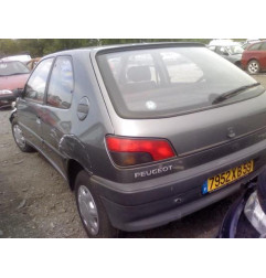 Cremaillere assistee PEUGEOT 306