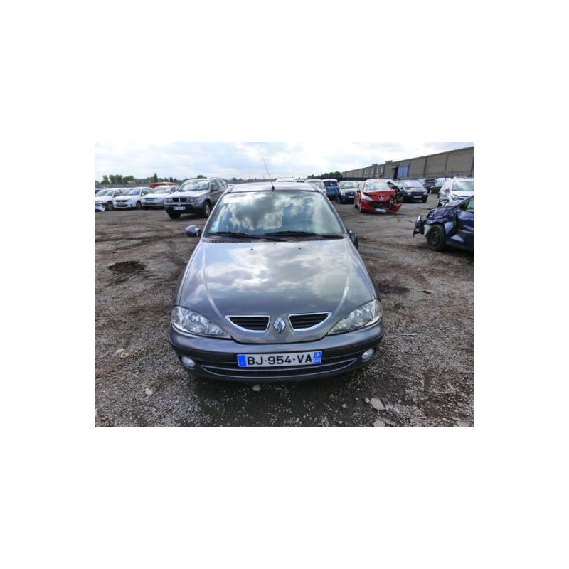 Poignee interieur arriere droit RENAULT MEGANE 1 Photo n°7