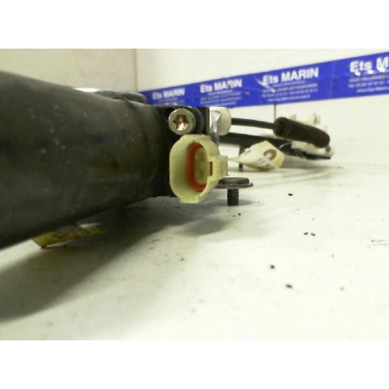 Leve vitre electrique avant droit HYUNDAI ACCENT 2 Photo n°2